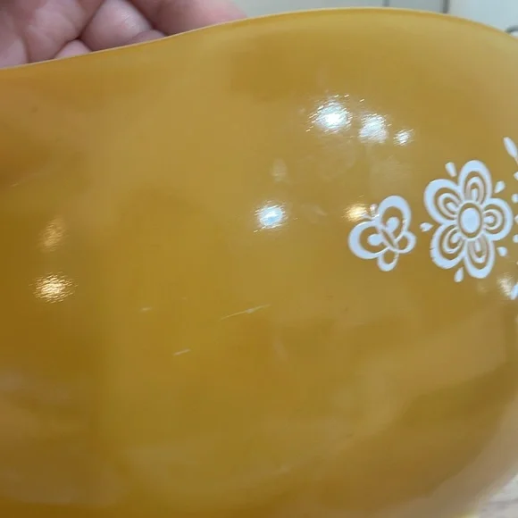 1970’s vintage Pyrex Gold Butterfly Cinderella nesting Bowls set of 3 - Picture 6 of 10